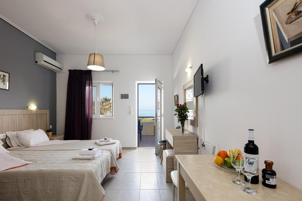 Yiannis Apartments Adelianos Kampos Exterior foto