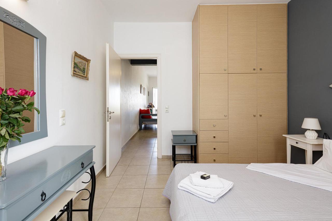 Yiannis Apartments Adelianos Kampos Exterior foto