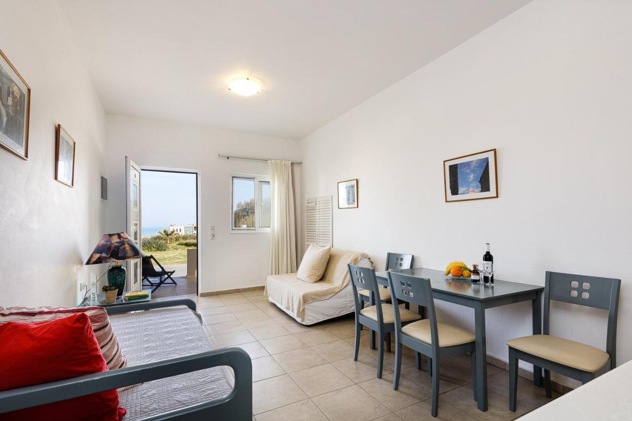 Yiannis Apartments Adelianos Kampos Exterior foto