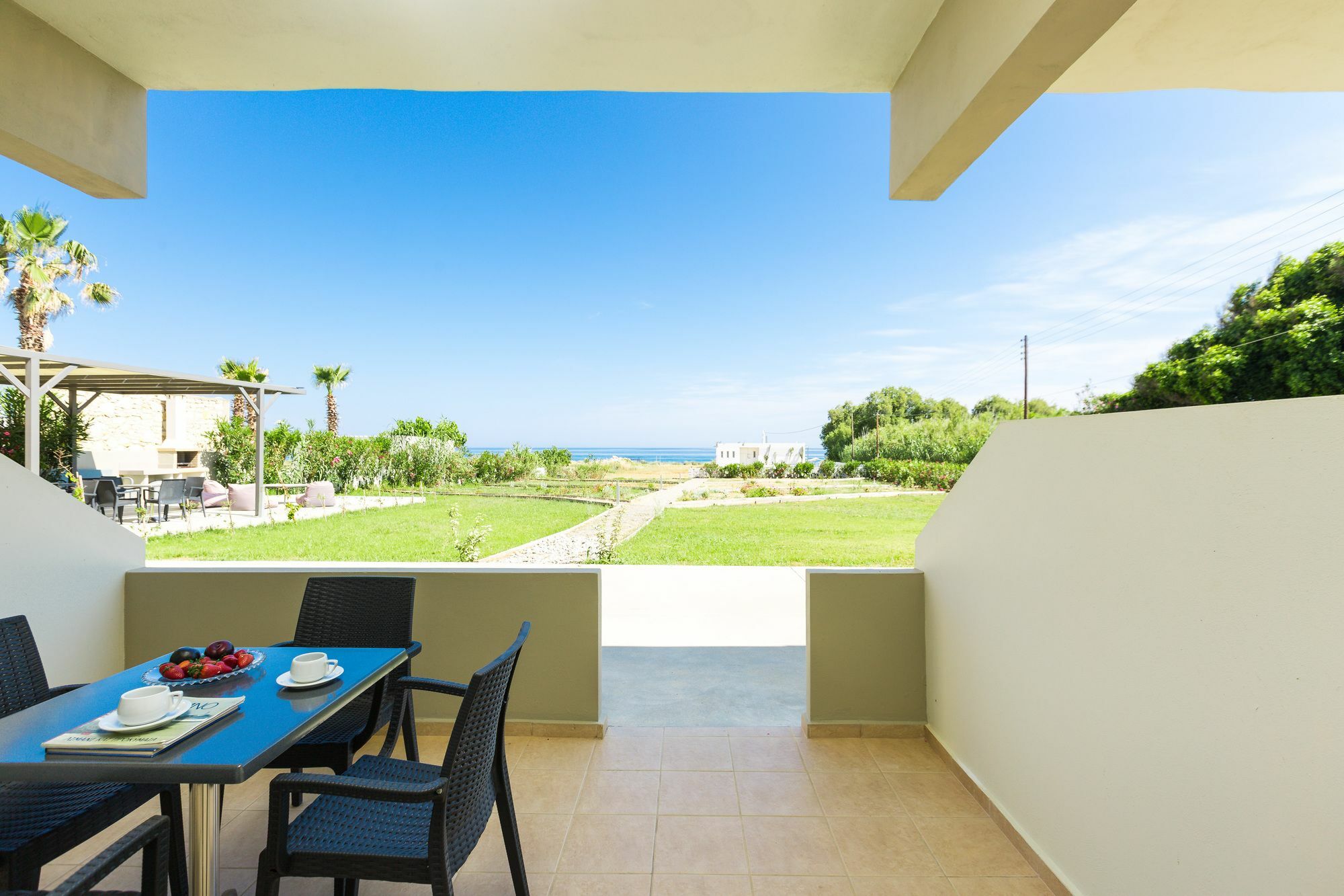 Yiannis Apartments Adelianos Kampos Exterior foto